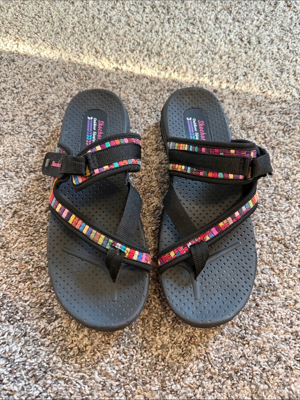 Skechers Reggae Sunset Hike Black Sandals with Bright Multicolor Straps Size 10